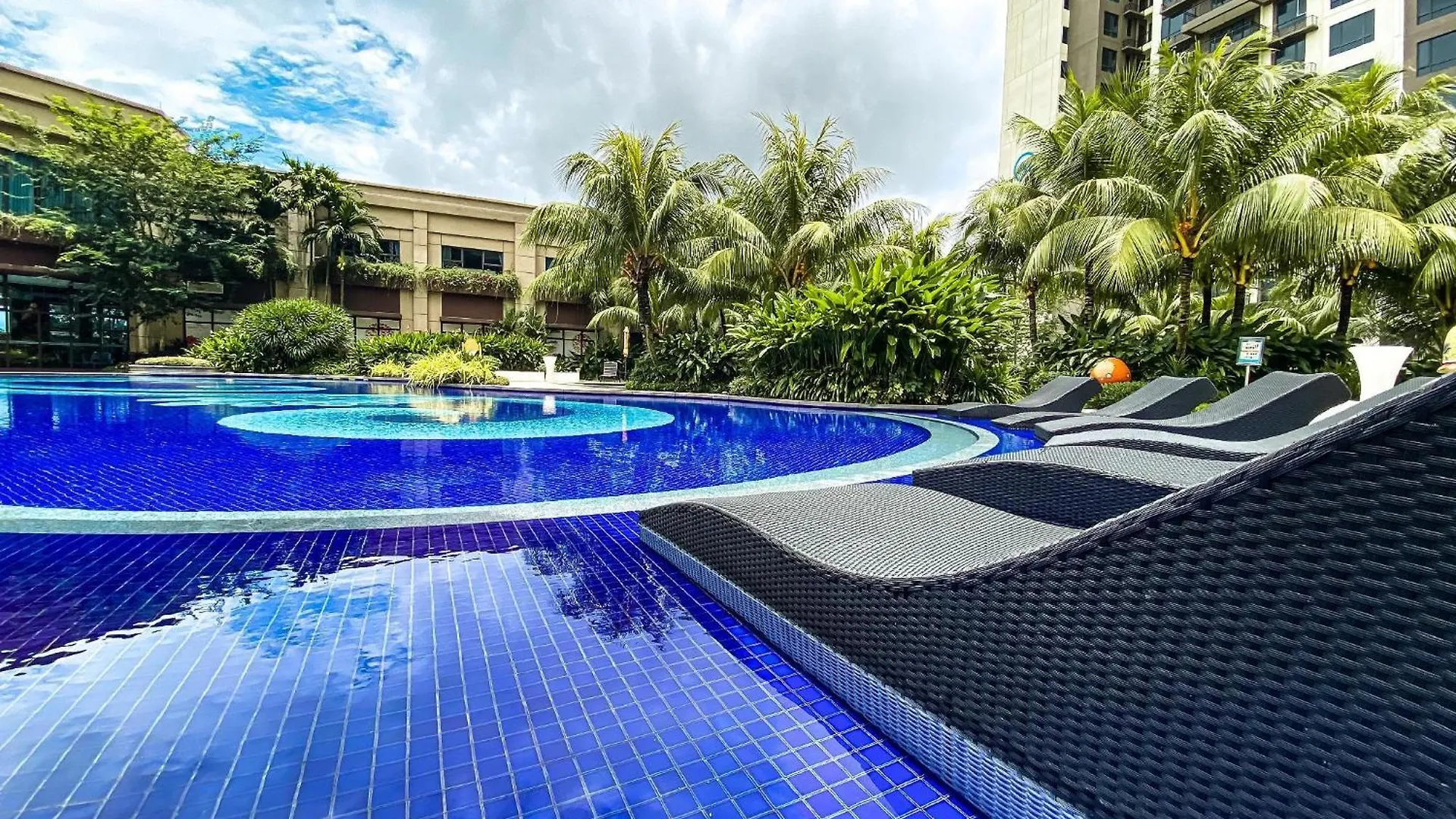 Angsana Mall 10Min-Garden Pool View-2 Bed Room-E122 Johor Bahru Malaysia