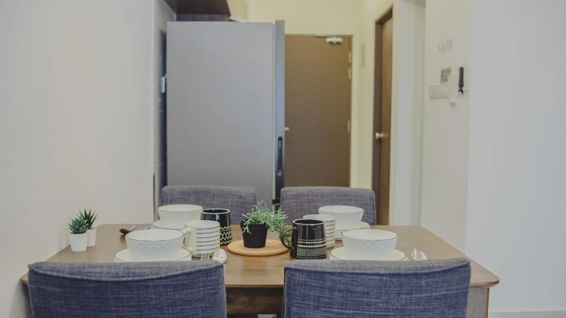 Apartment Angsana Mall 10Min-Garden Pool View-2 Bed Room-E122 Johor Bahru