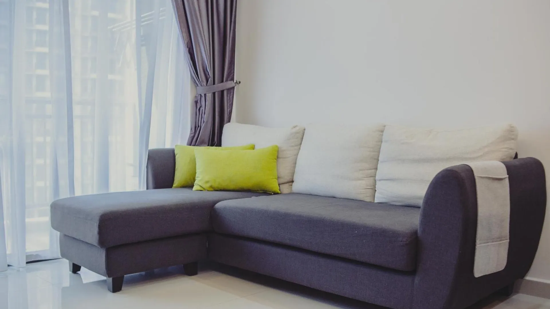 Angsana Mall 10Min-Garden Pool View-2 Bed Room-E122 Johor Bahru